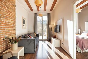 Aspasios Market Balconies