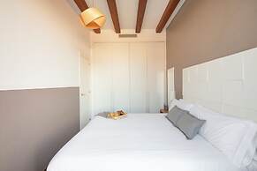 Aspasios Market Balconies