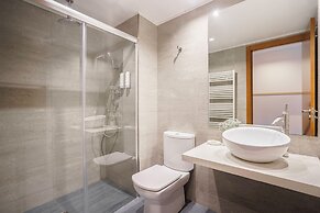 Aspasios Diagonal Art