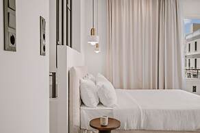 Plānis Str Urban Suites by Semavi