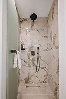 Plānis Str Urban Suites by Semavi