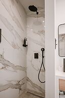 Plānis Str Urban Suites by Semavi