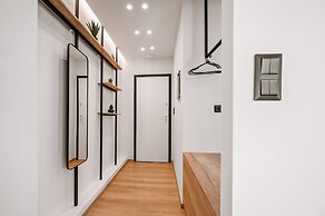 Plānis Str Urban Suites by Semavi