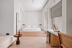 Plānis Str Urban Suites by Semavi