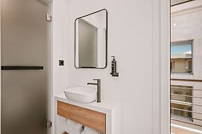 Plānis Str Urban Suites by Semavi