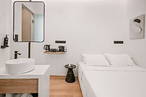 Plānis Str Urban Suites by Semavi