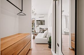 Plānis Str Urban Suites by Semavi