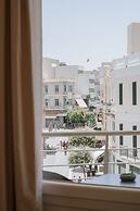 Plānis Str Urban Suites by Semavi