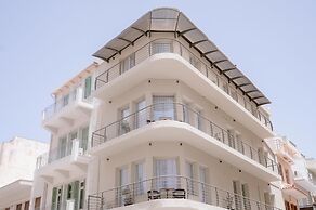 Plānis Str Urban Suites by Semavi