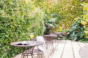 Aspasios City Oasis Apartments