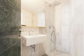 Aspasios City Oasis Apartments