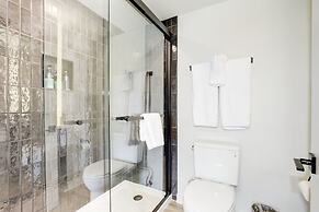 Premium A-Location Apartment