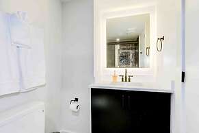 Premium A-Location Apartment