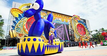 Wind Sleeping Color Hotel