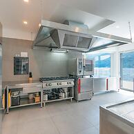 Villa White by Myvillacollection