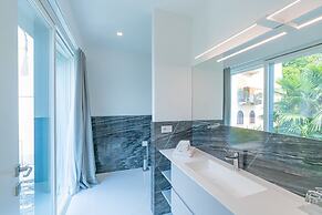 Villa White by Myvillacollection