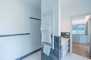 Villa White by Myvillacollection