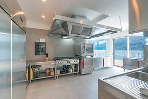 Villa White by Myvillacollection