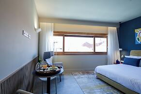 Aspasios Bonjardim Apartments