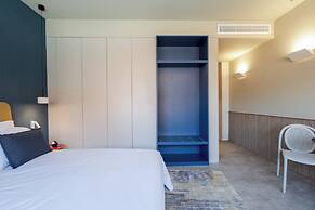 Aspasios Bonjardim Apartments