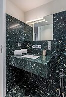 Aspasios Bonjardim Apartments