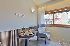 Aspasios Bonjardim Apartments