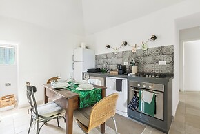 3937 Villa Irene by Barbarhouse