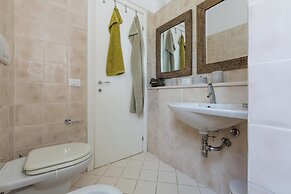 3937 Villa Irene by Barbarhouse