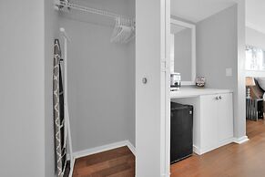 Amazing SEA VIEW Studio