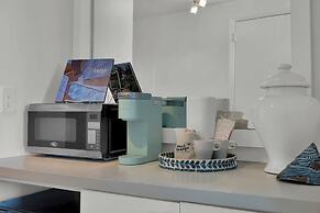 Amazing SEA VIEW Studio