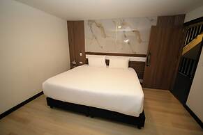 HOTEL AMERICAN VISA BOUTIQUE