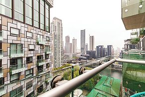 Chic Studio With Skyline Views