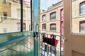 Quirky and Colourful Flat in Shoreditch