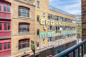 Quirky and Colourful Flat in Shoreditch
