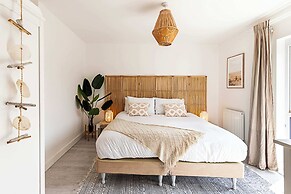 Semi-detached House With Modern Bespoke Interior