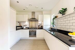 Semi-detached House With Modern Bespoke Interior