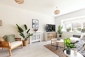 Semi-detached House With Modern Bespoke Interior