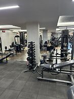 360 Park Studios by Ozped