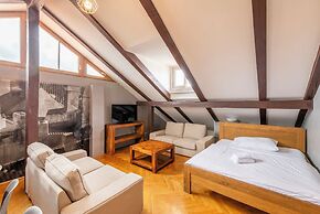 Janáčkovo nábřeží - Riverside Residence