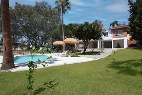 Tess Villa Olmos in M Laga