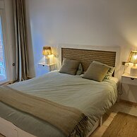 Tess Villa Olmos in M Laga