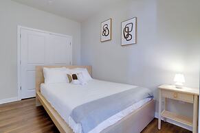 Spacious Apartment in Alexandria