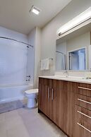 Spacious Apartment in Alexandria