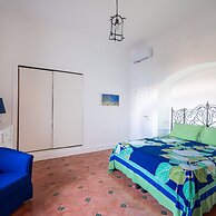 Villa Serao Cottage Camilla by Myvillacollection