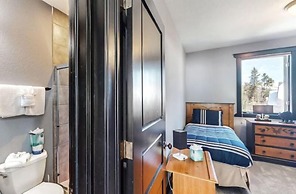 3 Bedroom Ski In, Ski Out Townhome at Snowflake Lift