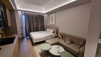 The Diamond in City Suites by Cozy