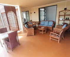 Remarkable 3-bed House in Pointe aux Piments