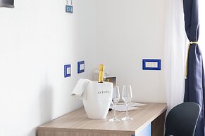 Agua Dorada Boutique