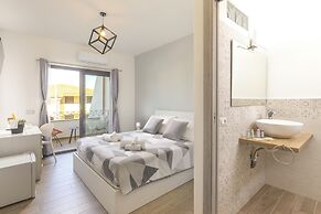 Agua Dorada Boutique