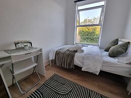 Easy Rooms - London Luton Airport